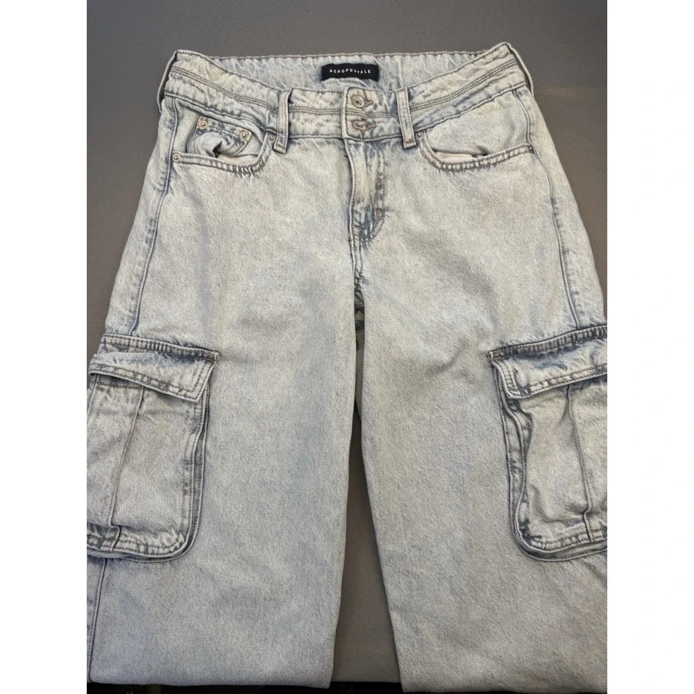 Aeropostale Women's S (2S) Lt.  Wash Blue Denim Baggy Cargo Jeans Wide‎ Leg 90s